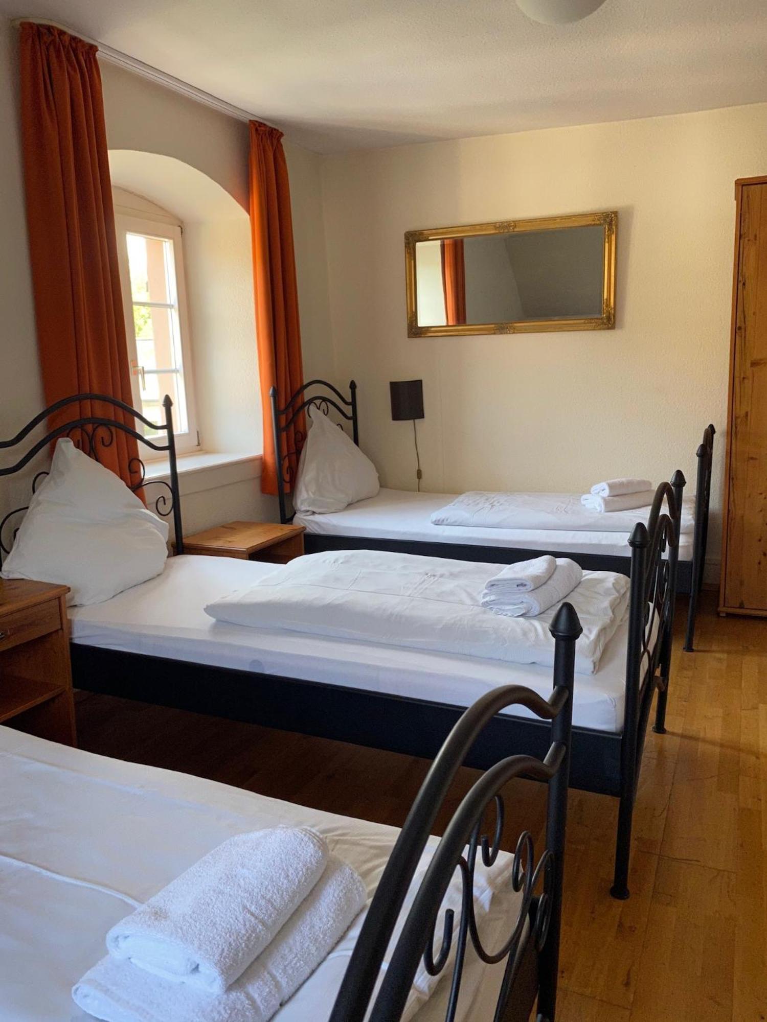 Hotel Gasthaus Schuetzen Фрайбург Номер фото